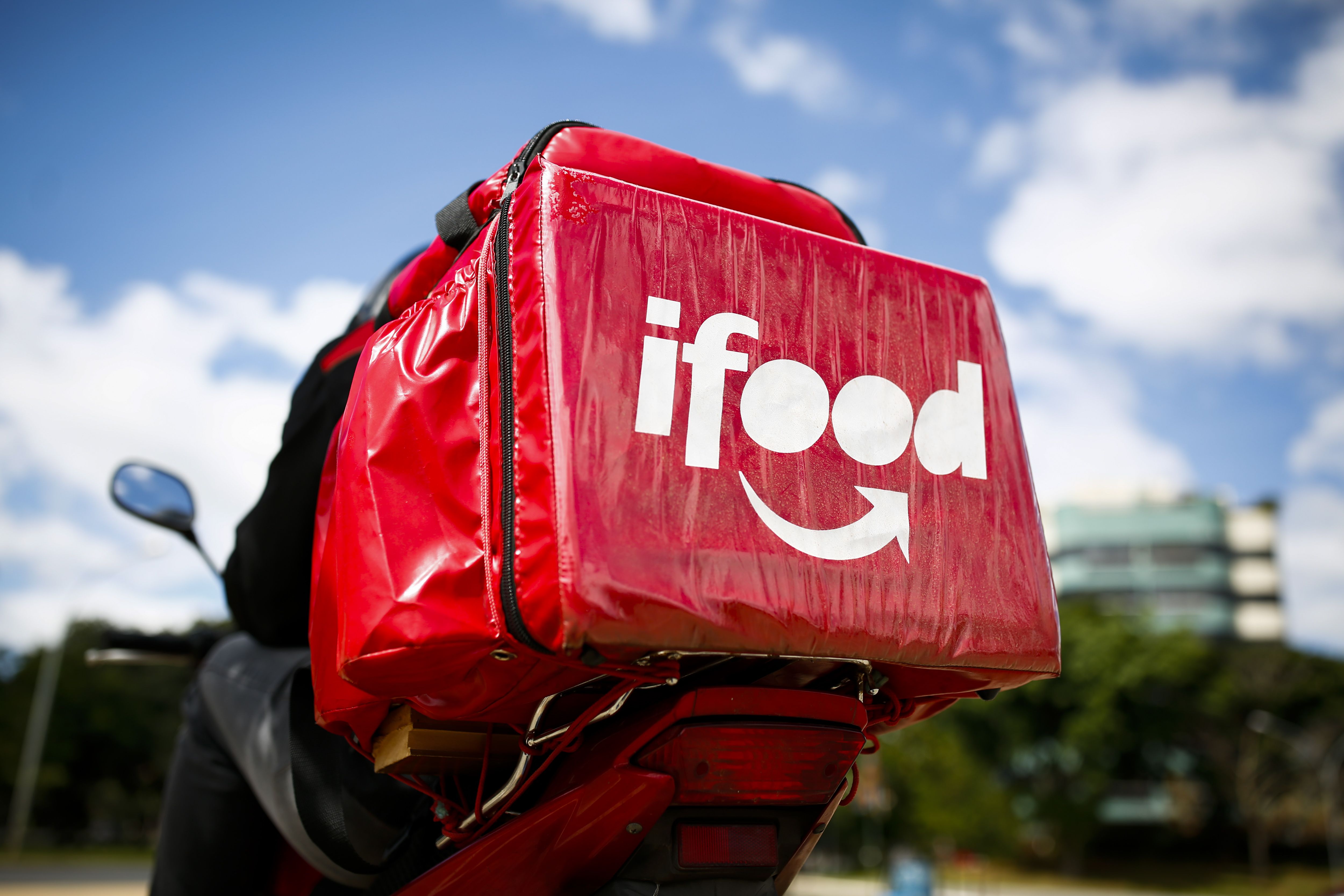 Cade iFood retaliation claims