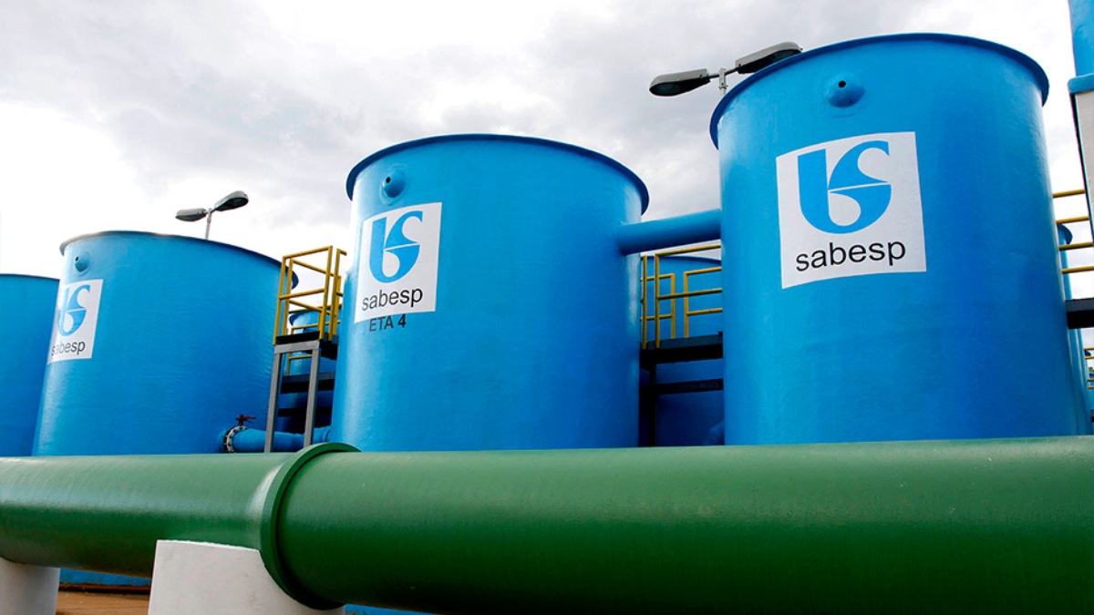 Sabesp to Buy Fund Holding 9.2% Stake in Emae