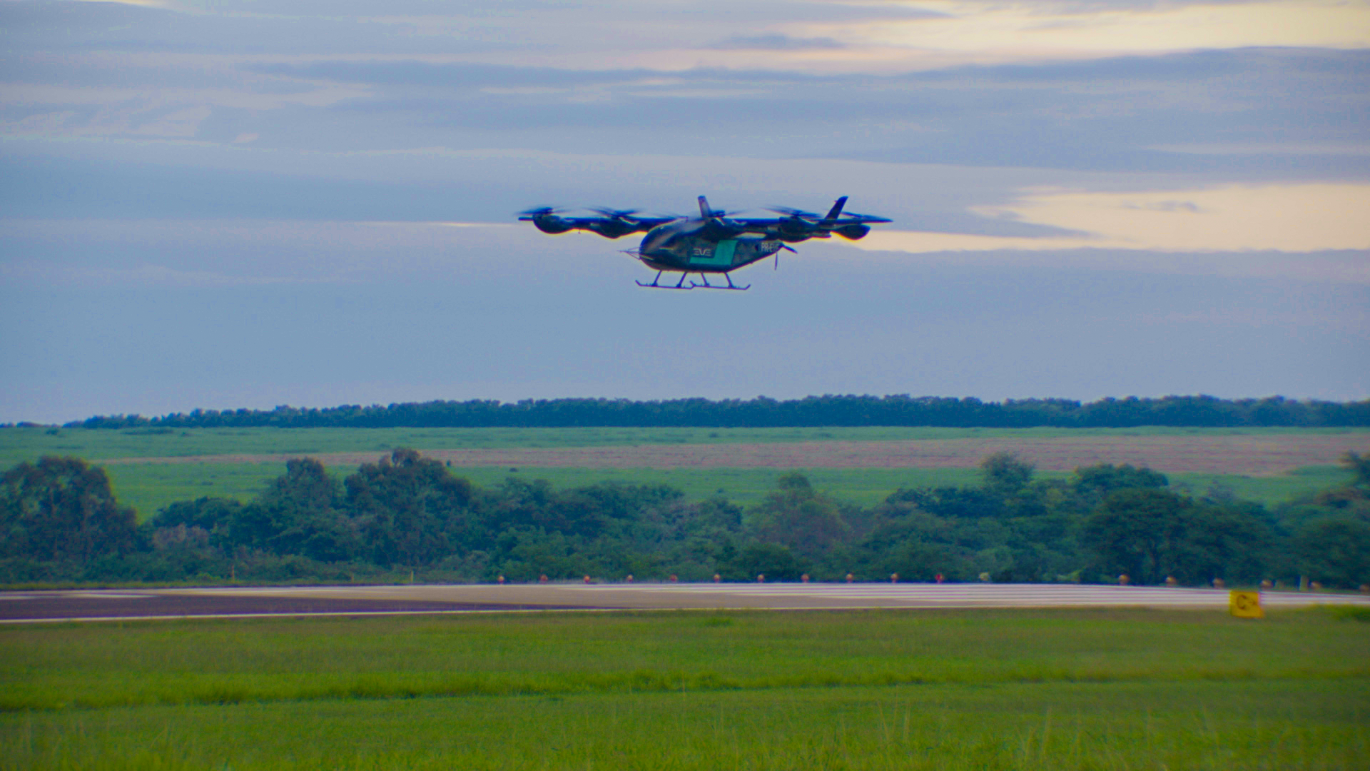 Embraer’s Eve Completes First Flight of Full-Scale eVTOL Prototype