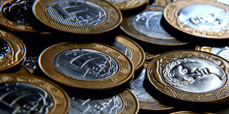 Brazil’s Dividend Tax Sparks Historic Rush for Extraordinary Meetings