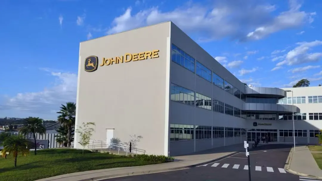 John Deere Canoas factory