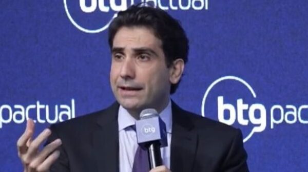 Brazil Gains From World Less Tied to Dollar, Central Bank Chief Says