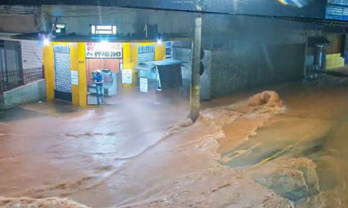 Brazil Mining Regulator Warns of Dam Risks as Heavy Rains Hit Minas Gerais