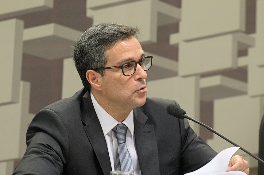 Campos Neto Denies Liability in Banco Master Case