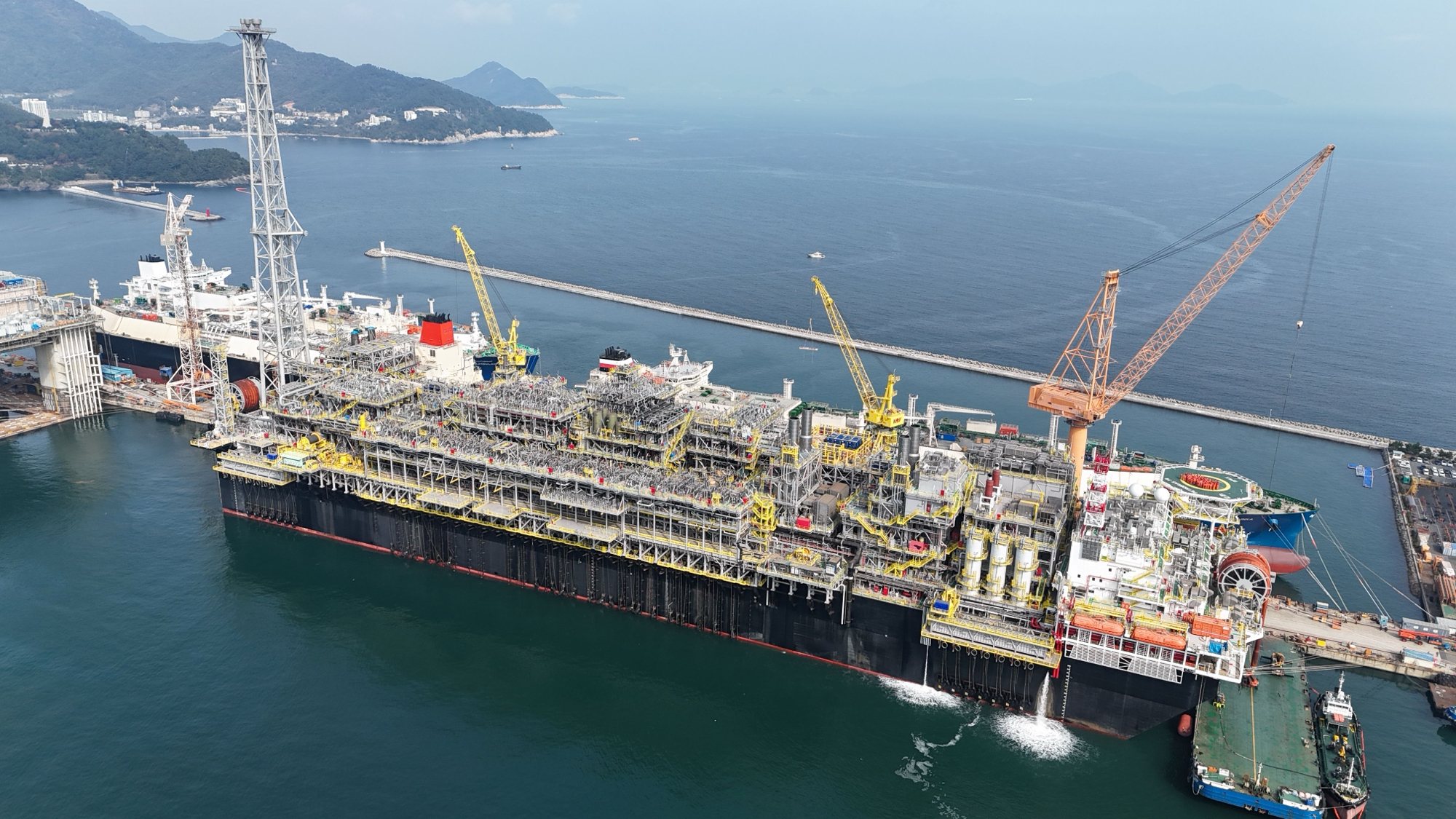 Petrobras starts P-79 early as Búzios oil field gains scale