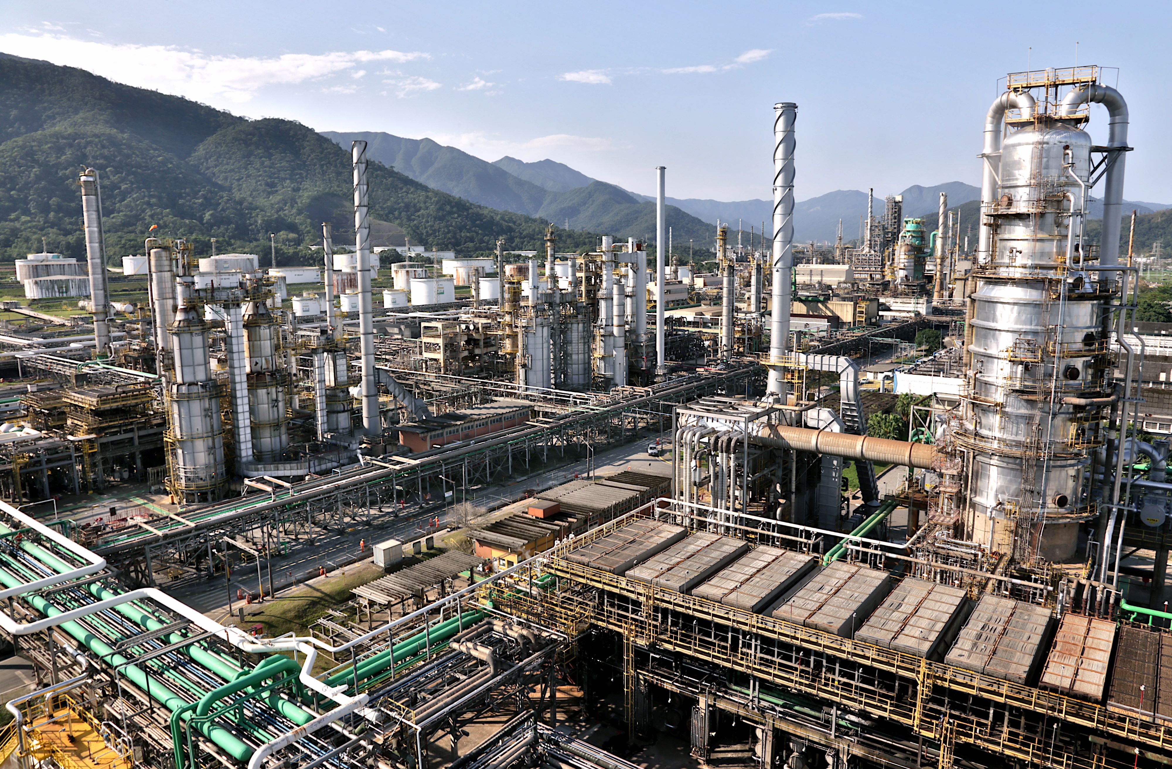 Petrobras Approves $1.2 Billion Biojet Fuel, Renewable Diesel Plant in Brazil
